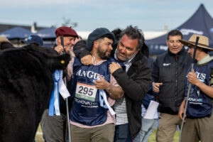 El Gran Campeón Macho fue para Don José de Mammoliti y el Ternero para Las Tranqueras de La Valle