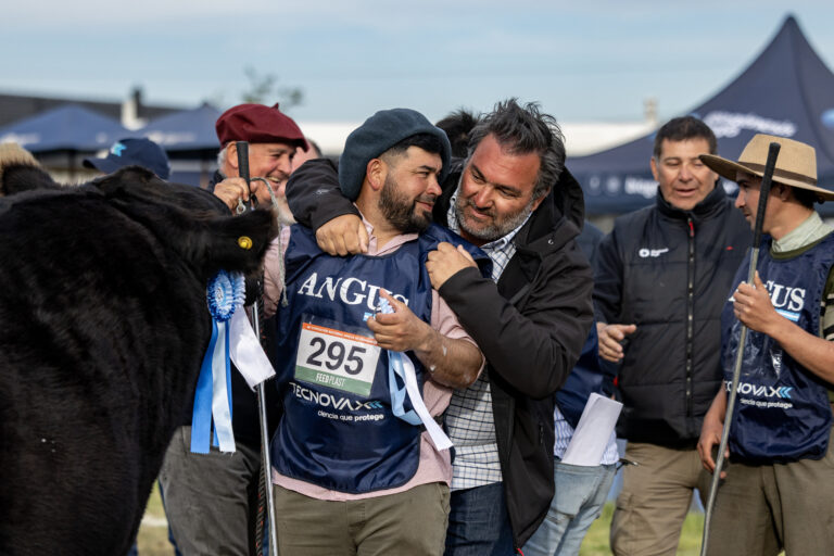 El Gran Campeón Macho fue para Don José de Mammoliti y el Ternero para Las Tranqueras de La Valle