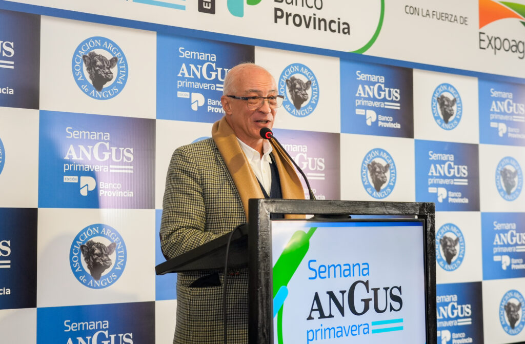 Amadeo Derito, presidente de la Asociación Argentina de Angus. Amadeo Derito, presidente de la Asociación Argentina de Angus.