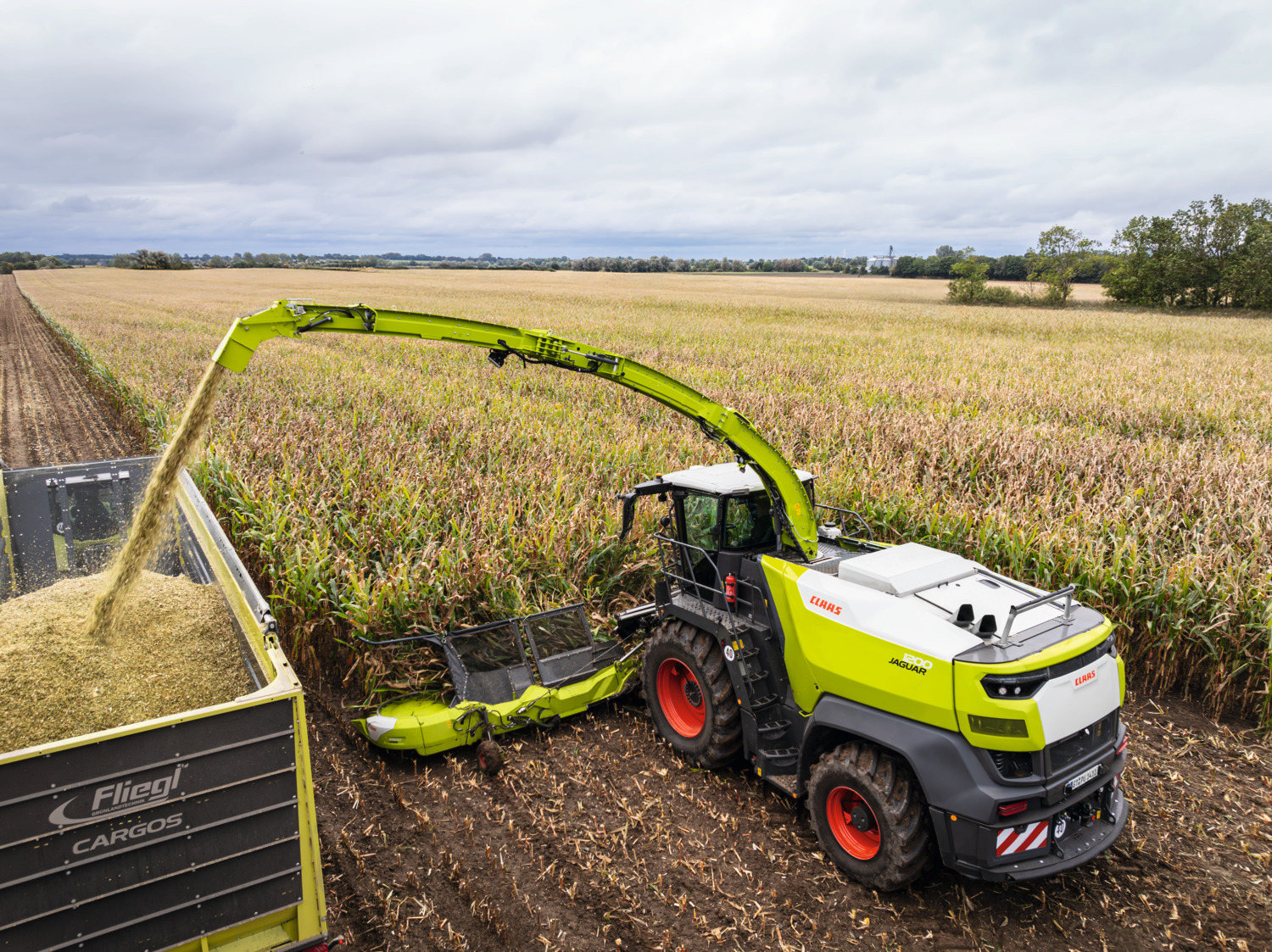 Innovación y apoyo a la inversión en maquinaria agrícola - Expoagro - Edición YPF Agro thumbnail