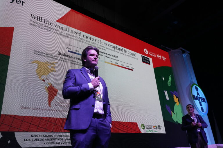 «Estamos afectando la resiliencia de la agricultura argentina»: el diagnóstico de dos expertos internacionales sobre el futuro de los suelos