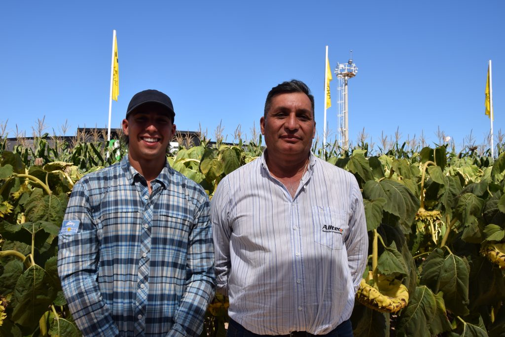 Máximo Lizarraga, de la empresa Sol María S.A. y Luis Diarte, responsable de producción de la firma.