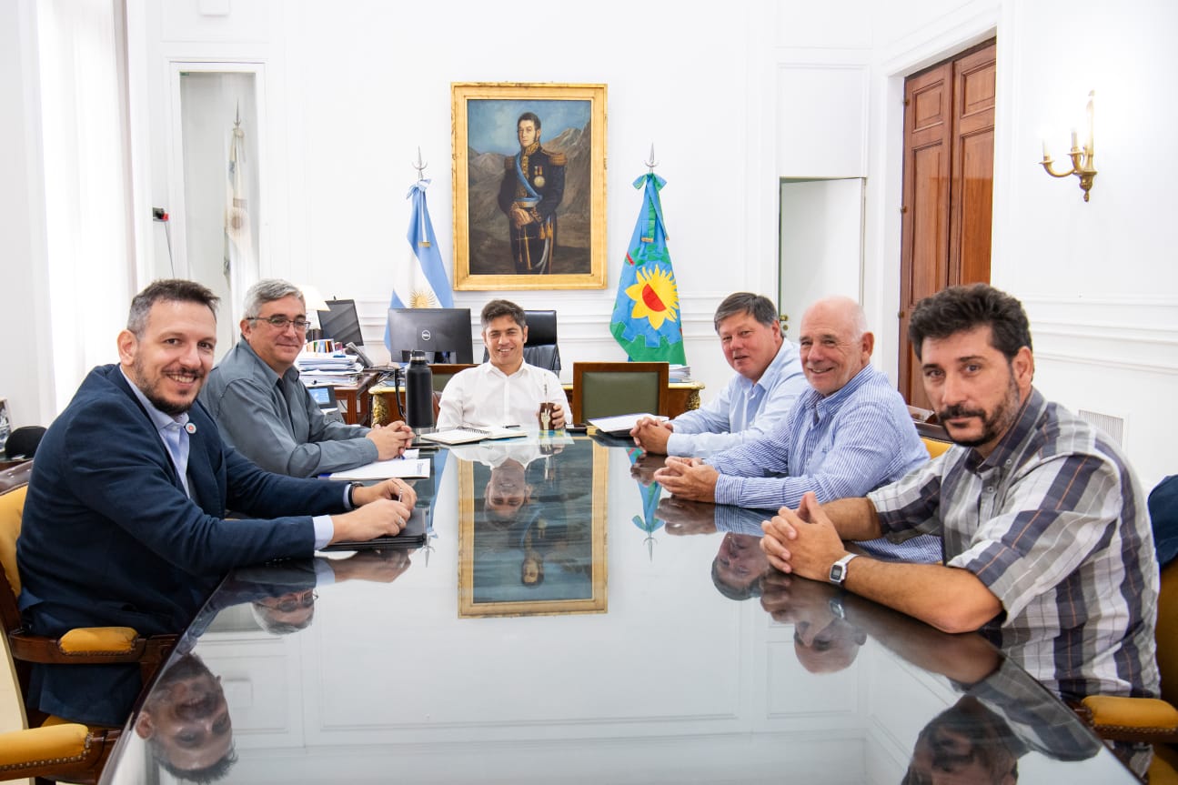 Kicillof recibió a los organizadores de Expoagro y confirmó su participación en la muestra
