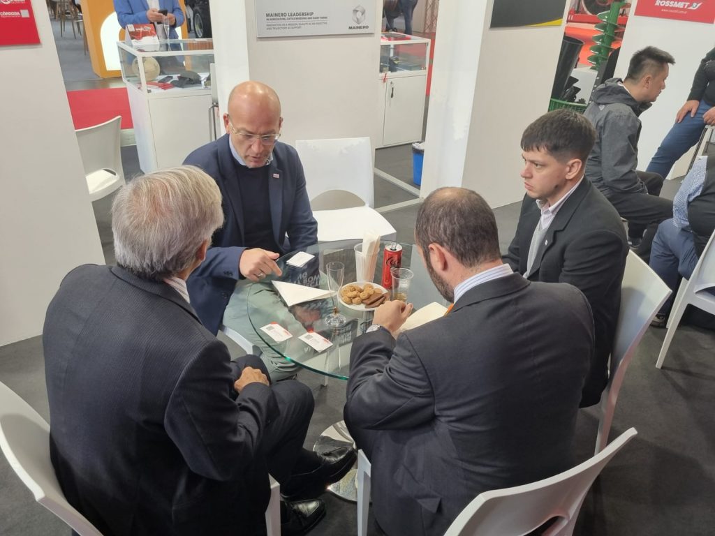 Participación de OMBU en EIMA 2024.