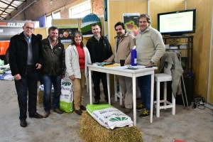 19/08 – EXPOAGRO FUE PREMIADA JUNTO A ENTIDADES EN EXPOVENADO 2015