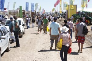 06/03 – LOS EMPRENDEDORES SE ABREN CAMINO EN EXPOAGRO