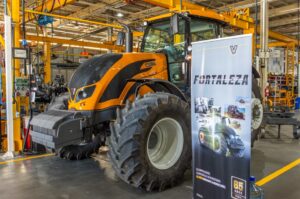 Valtra será por cuarto año consecutivo el Tractor Oficial de Expoagro