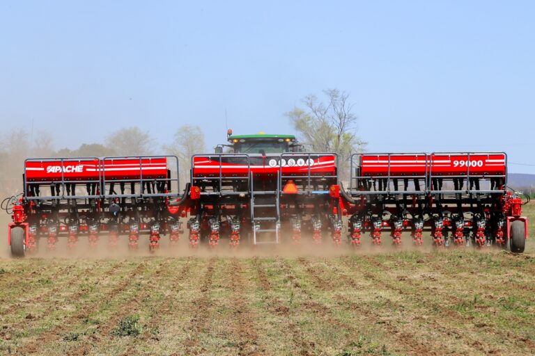 Apache en el Congreso Aapresid 2026 con tecnología de punta y alto rendimiento para el productor - Expoagro - Edición YPF Agro