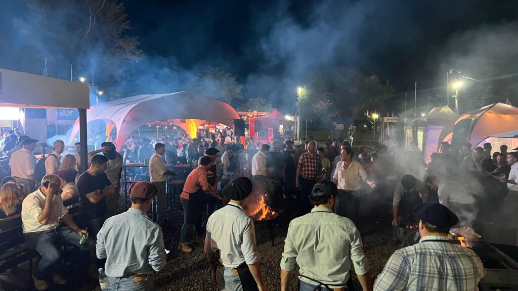 Un aplauso para el asador: Braford pone la carne en el centro de la escena