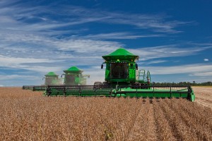 12/02 – JOHN DEERE EN EXPOAGRO 2016