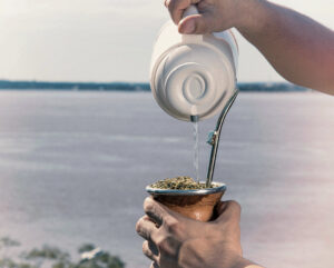 Las ventas de yerba mate cerraron el primer semestre con un crecimiento del 16%