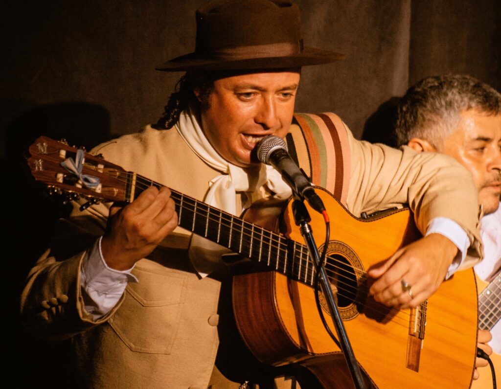 El canto improvisado que mantiene viva la tradición