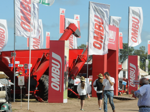 25/11 – OMBÚ PLANEA DUPLICAR LA PRODUCCIÓN DE PULVERIZADORAS AUTOPROPULSADAS