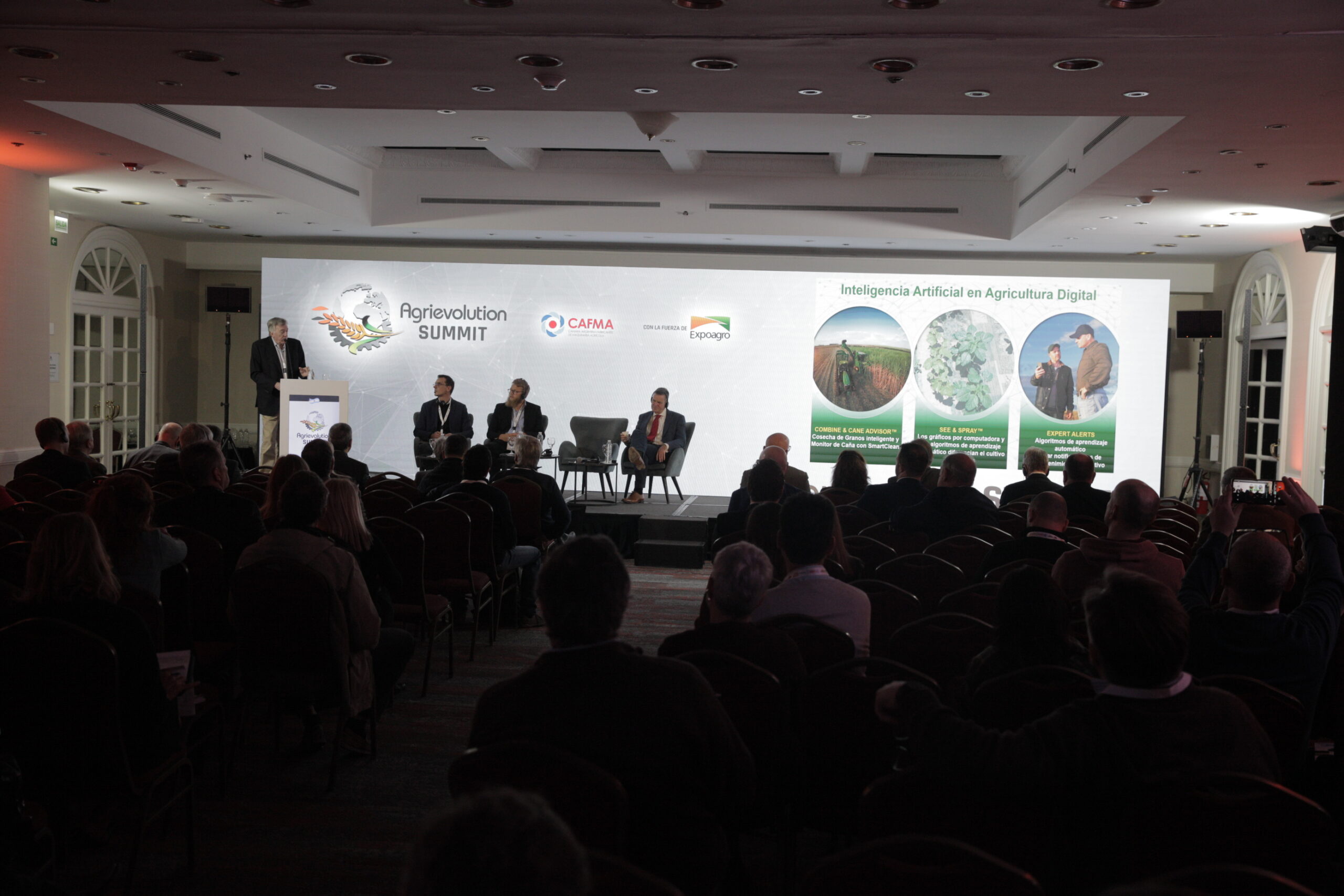 El futuro de la maquinaria agrícola: automatización total, intercomunicación e inteligencia artificial