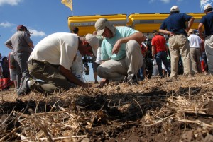 24/2 – PRECISION PLANTING PRESENTA INNOVACIONES PARA MEJORAR LA CALIDAD DE LA SIEMBRA