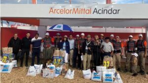 Una dupla cordobesa se llevó el mayor premio en el Campeonato Nacional de Alambradores