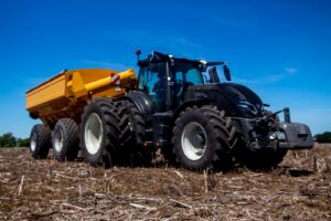 Valtra lanza la serie Q: potencia y precisión para la agricultura de gran escala