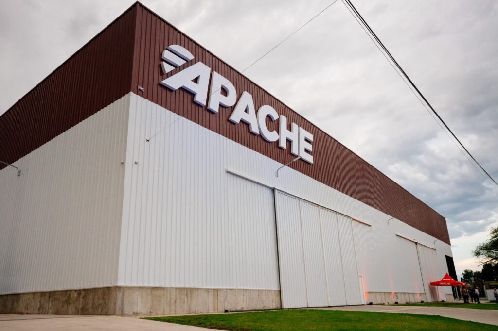 Histórico salto de Apache: con casi 70 años junto al campo, ingresa al mercado de capitales para financiar la tecnología del futuro