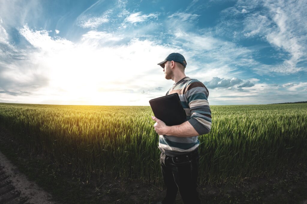 IA en el agro: Cómo aprovecharla para mejorar la gestión sin delegar las decisiones