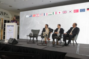 Agricultores de tres continentes contaron como transforman el mundo desde sus campos
